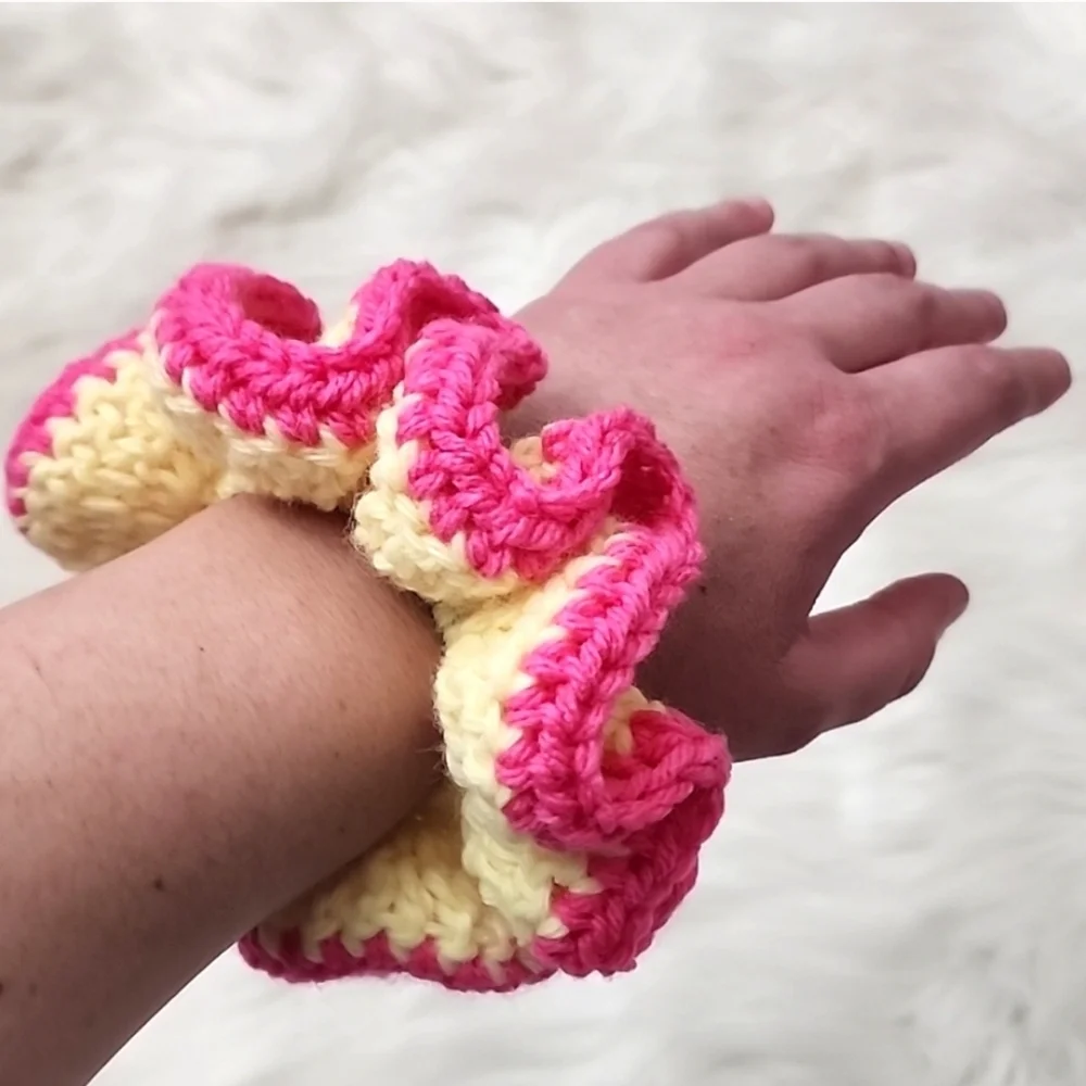 Handmade Textured Crocheted Scrunchies Ponytail Holder Hair Tie Set Of 3 - New